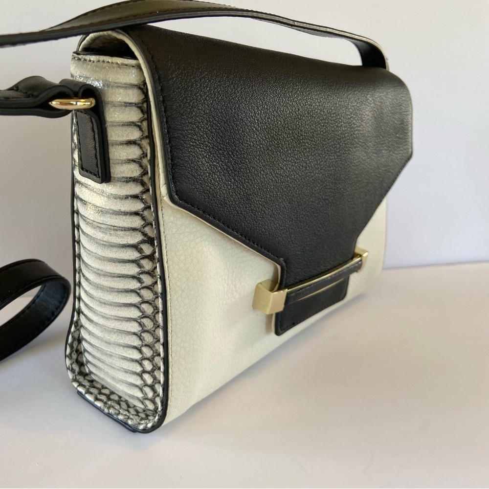 Vince Camuto Julia Elegant Black White Grey snakeskin leather Crossbody handbag - Picture 2 of 14